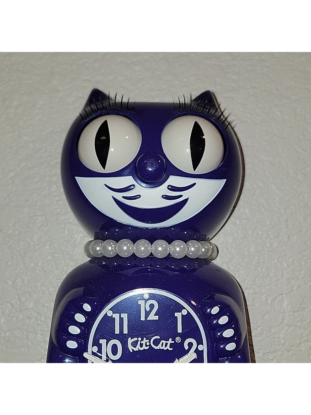 RETIRED Urban Outfitters Ultra Violet Lady KIT-CAT CLOCK LAST ONE! - Picture 2 of 5